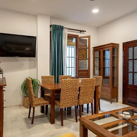 Holiday home Casa La Mezquita Con Parking Gratis